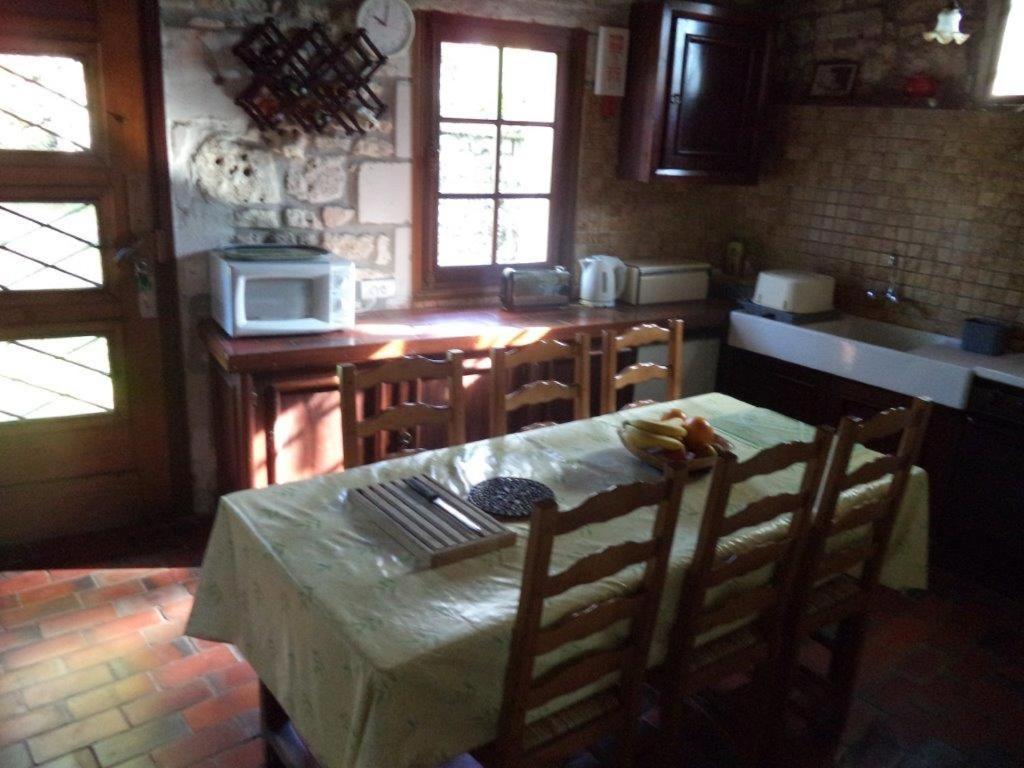 Traditional Charentais Cottage In Countryside 25 Minutes From Royan Balanzac Luaran gambar