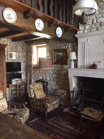 Traditional Charentais Cottage In Countryside 25 Minutes From Royan Balanzac Luaran gambar